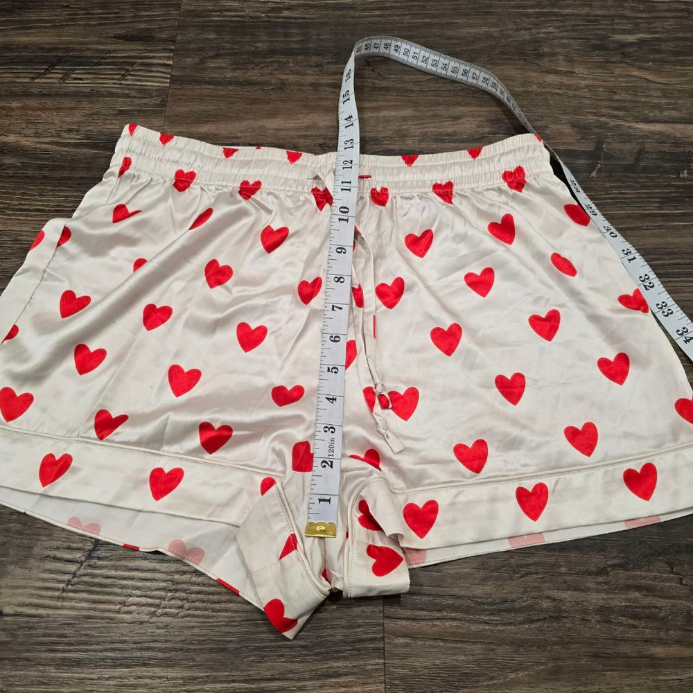 Show Me Your Mumu Queen of Hearts PJ Shorts XS Red Heart Satin New - Picture 6 of 9